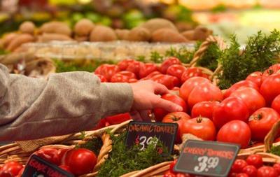 从田间到市场 农产品价格差异背后，批发市场真的在“背锅”吗？