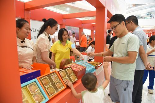 一块饼的风月无边 广东茂名中国月饼名城长成记